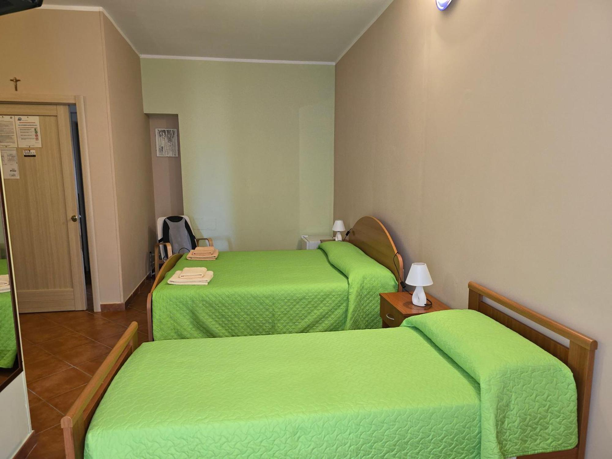 B&B La Petrosa Frascineto Bagian luar foto