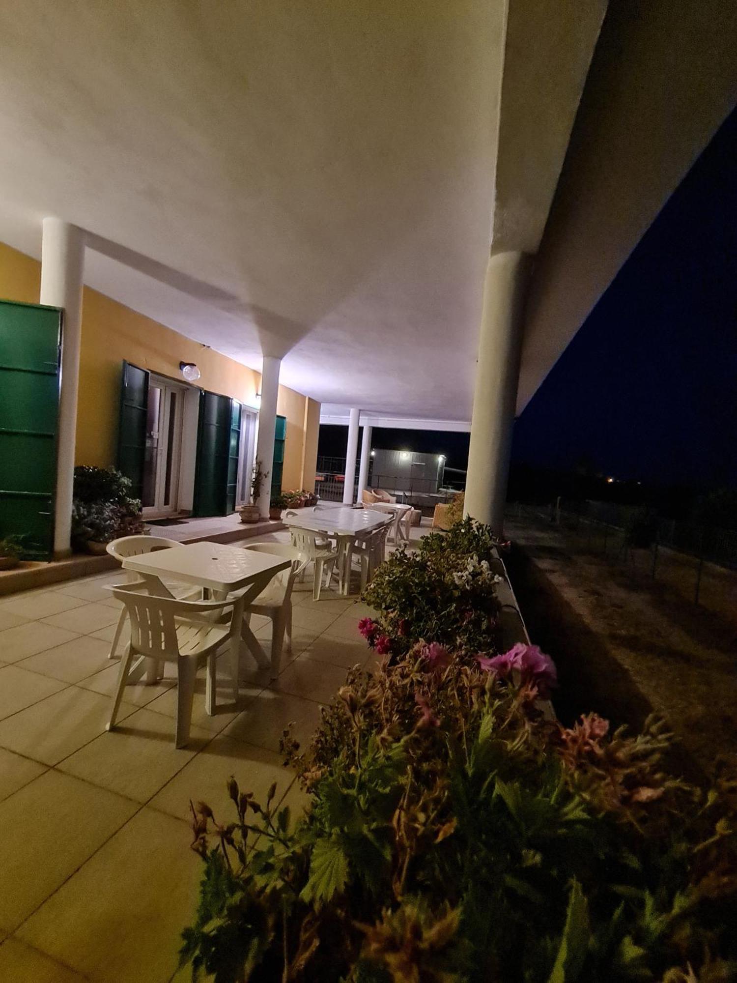 B&B La Petrosa Frascineto Bagian luar foto