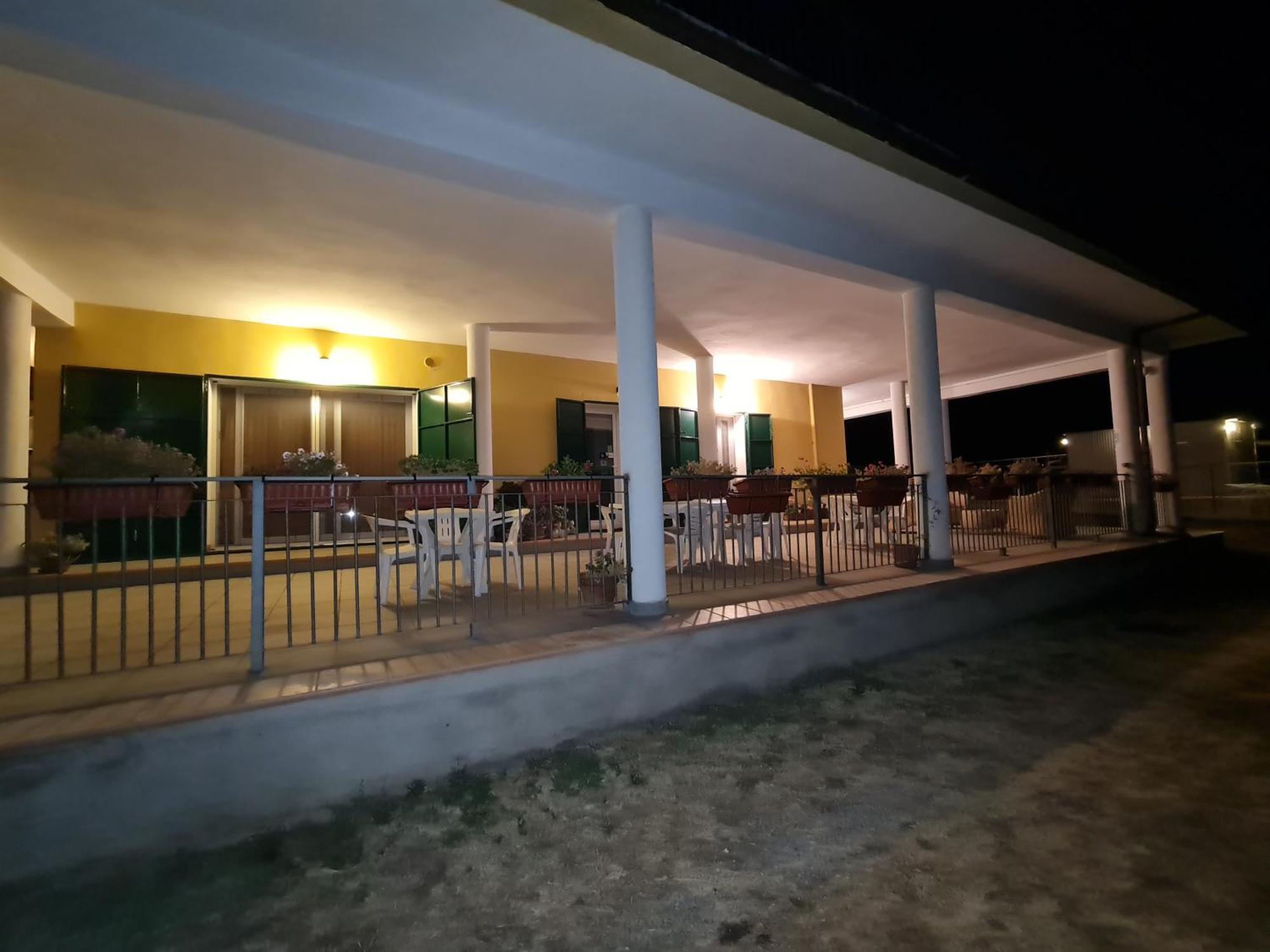B&B La Petrosa Frascineto Bagian luar foto